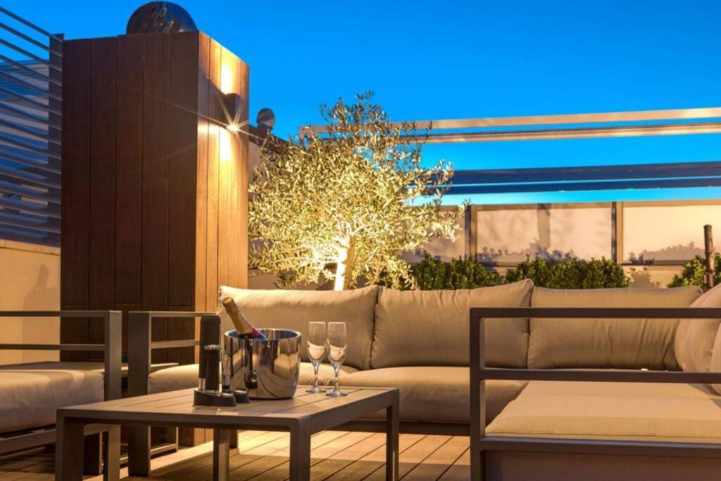 Апартаменты D&R Penthouse On The Beach Малага Экстерьер фото
